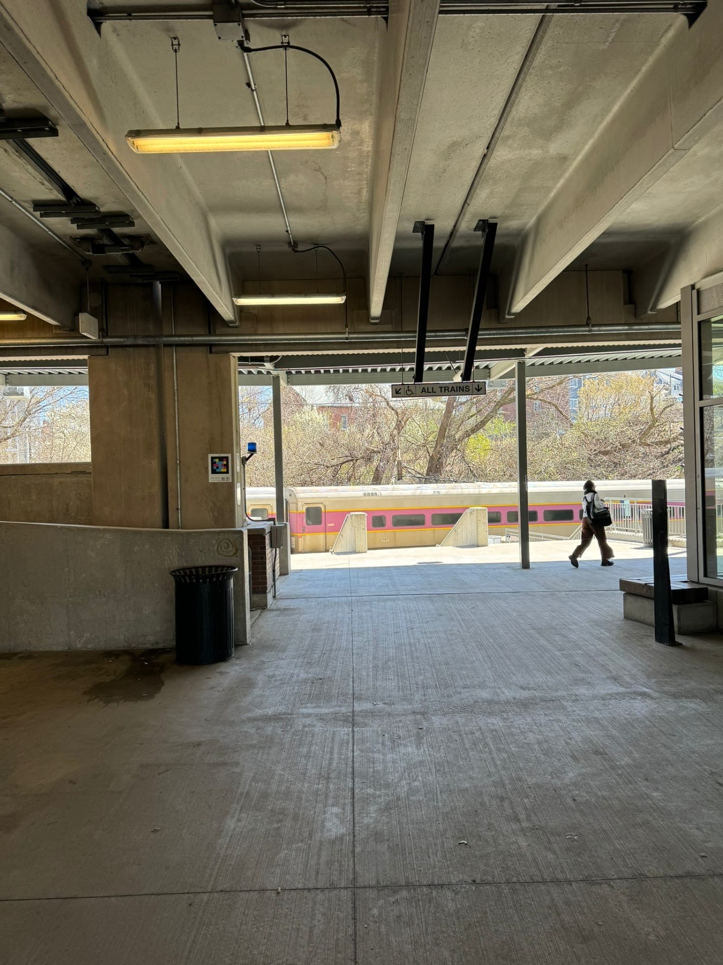 Salem MBTA — «ALL TRAINS» canopy with NaviLens code