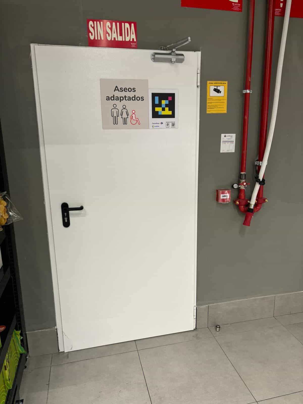 Carrefour Market Boadilla — Barrierefreie WCs