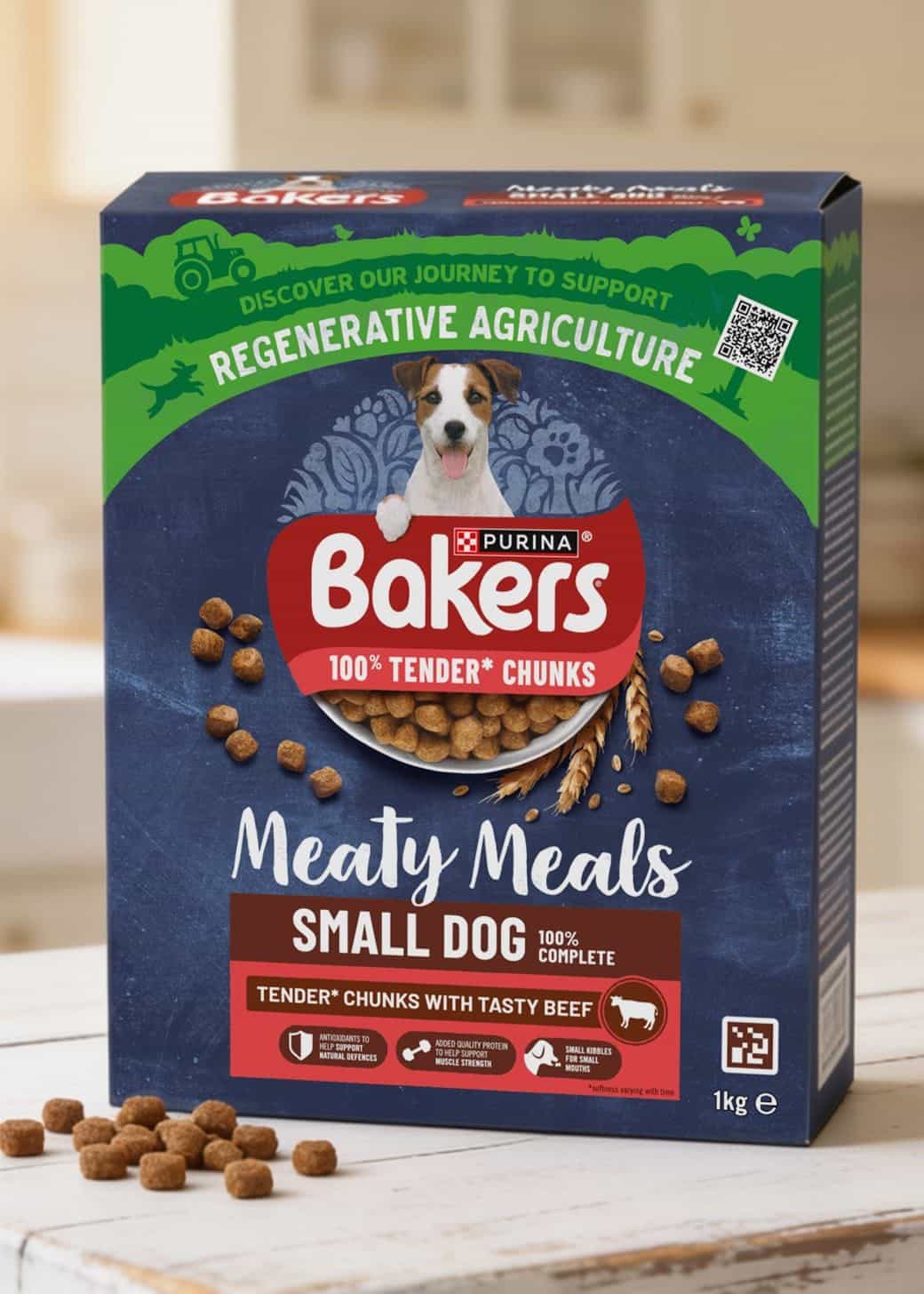 Bakers (Purina) Meaty Meals · Small Dog packaging with accessible NaviLens code
