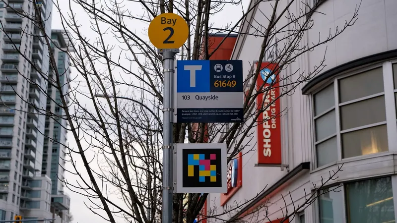 TransLink Vancouver — Accessible Navigation Project (Kanadas erster NaviLens-Einsatz) — Vancouver