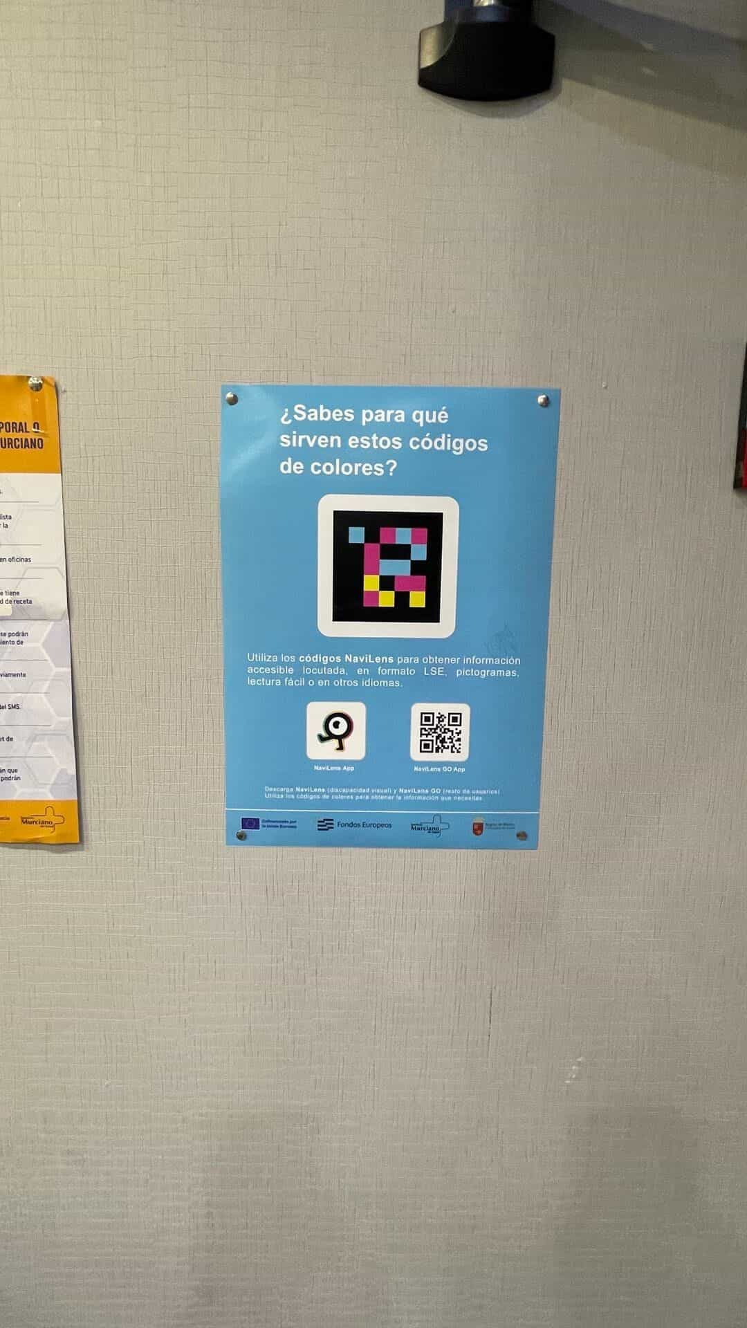 Codes Schild Detail