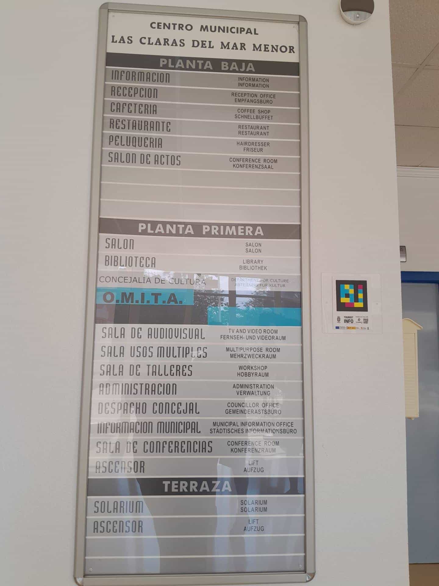 Las Claras municipal centre directory