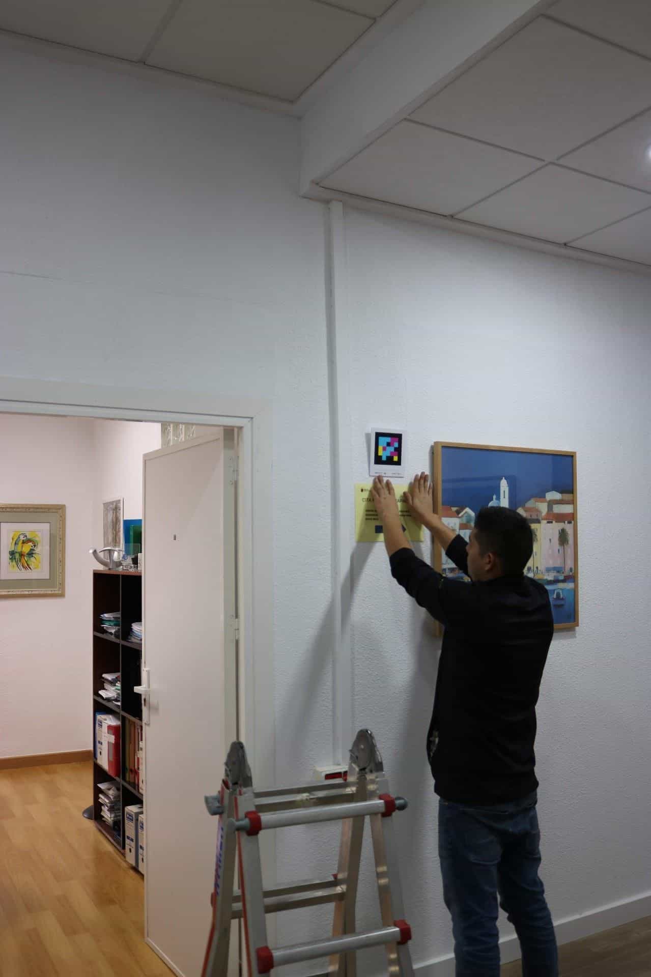 Installazione nel corridoio degli appuntamenti
