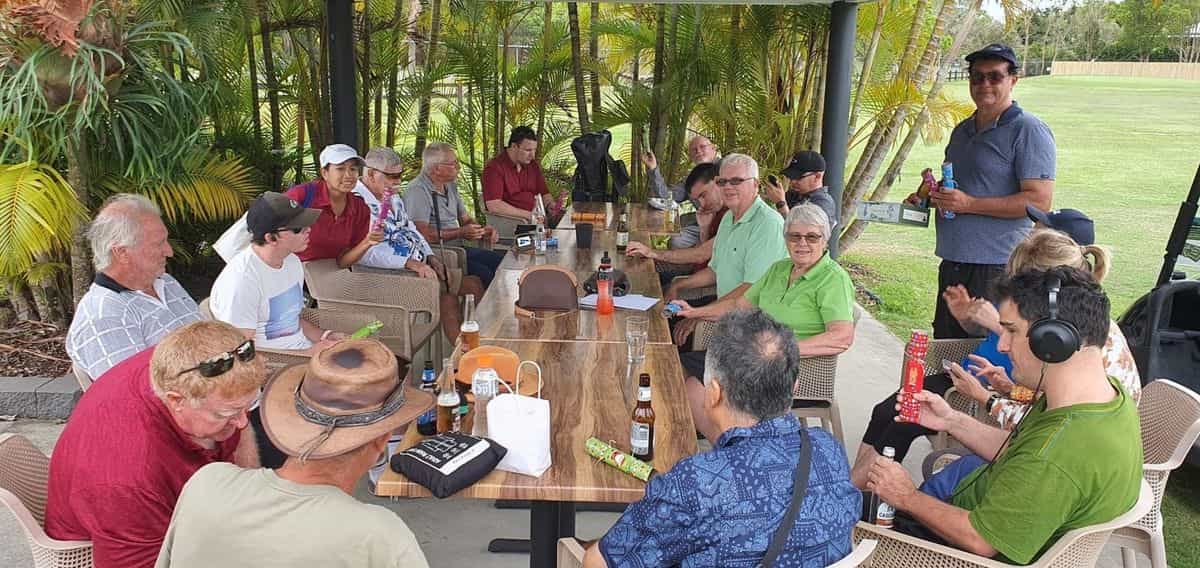 World Blind Golf · Meadow Park — Christmas crackers en el green