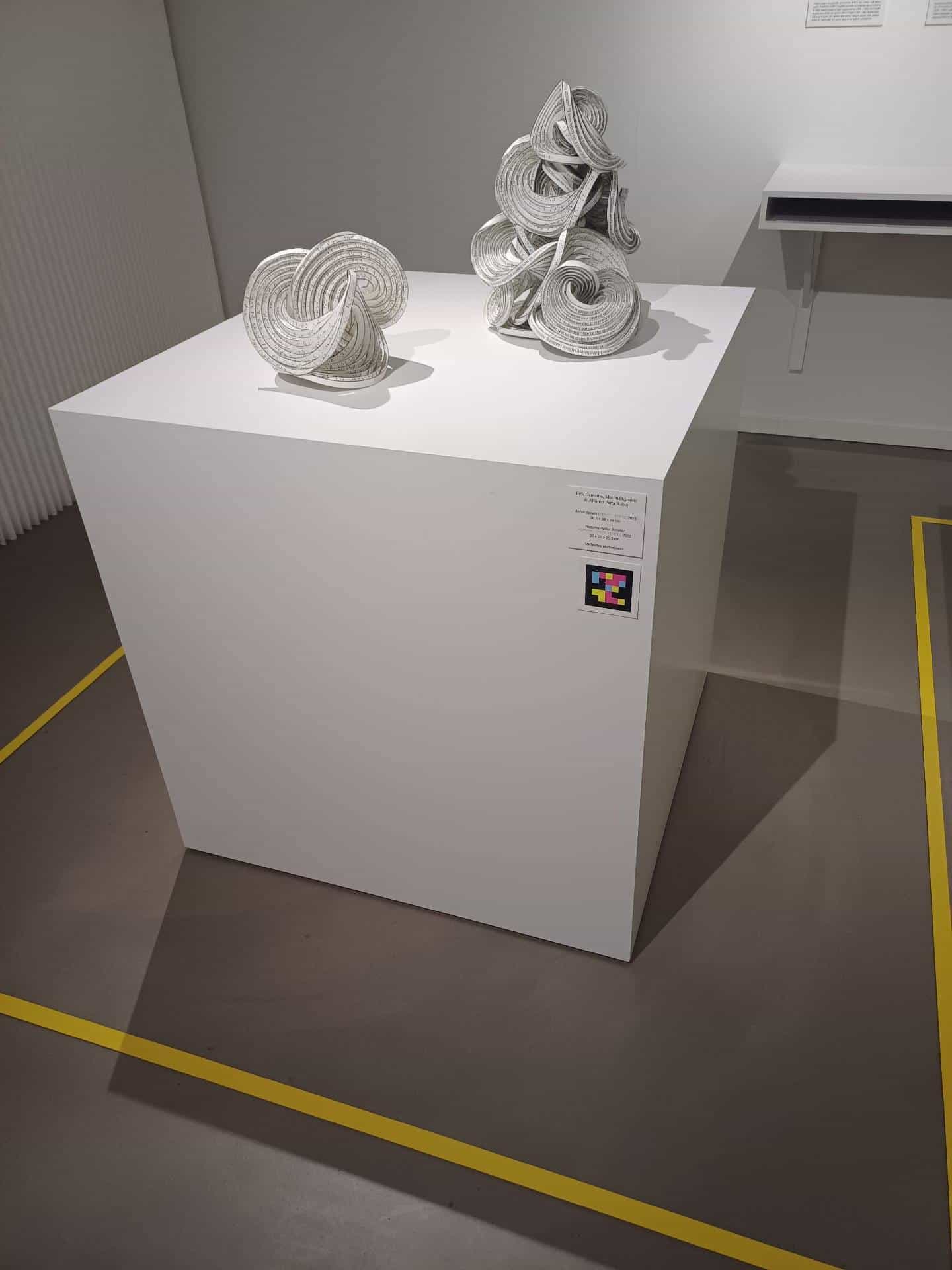 Museum for Papirkunst — Aphid Spirals / Hugging Aphid Spirals with a NaviLens code beside the label