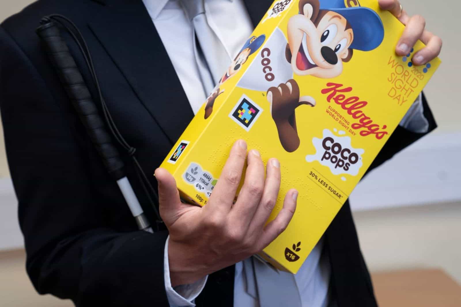 Caja de cereales Kellogg's Coco Pops con código NaviLens accesible
