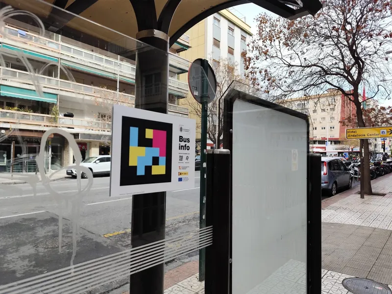 Transportes Rober · Stadtverwaltung Granada — 300 barrierefreie Haltestellen — Granada