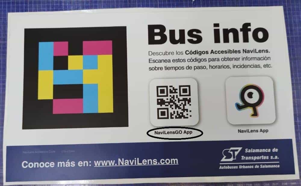 Salamanca de Transportes Bus info poster with the slogan Learn more at www.NaviLens.com, NaviLens code and the NaviLens GO and NaviLens App icons