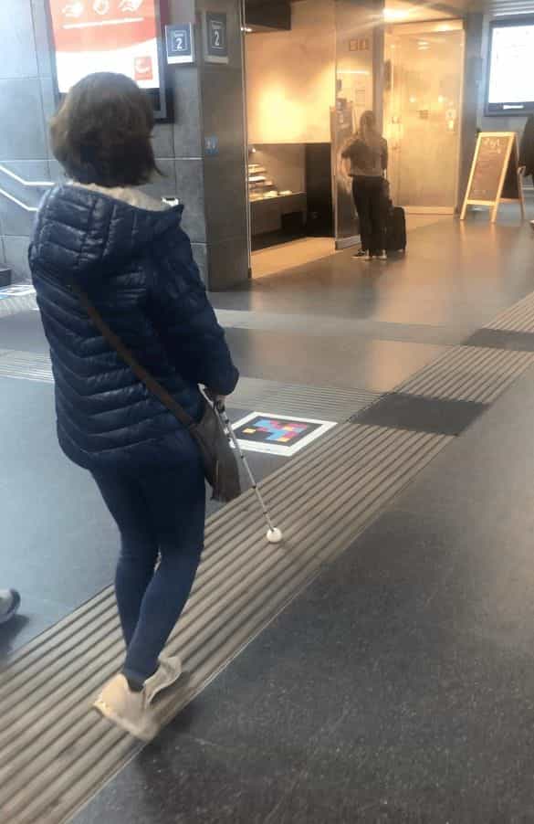 Brussels — Reaching the platform