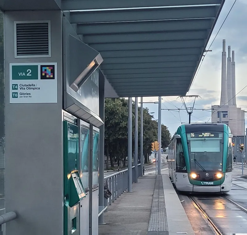 TRAM Barcelona — Trambaix and Trambesòs — Barcelona