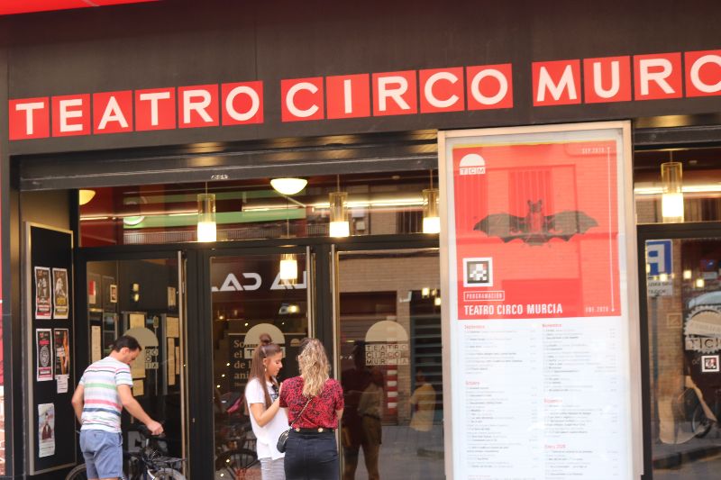 nformación en tiempo real escaneando cualquier código en Teatro Circo Murcia